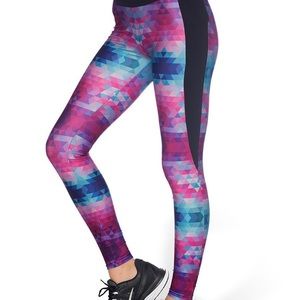 Blackmilk Geo triangle ninja pants gym